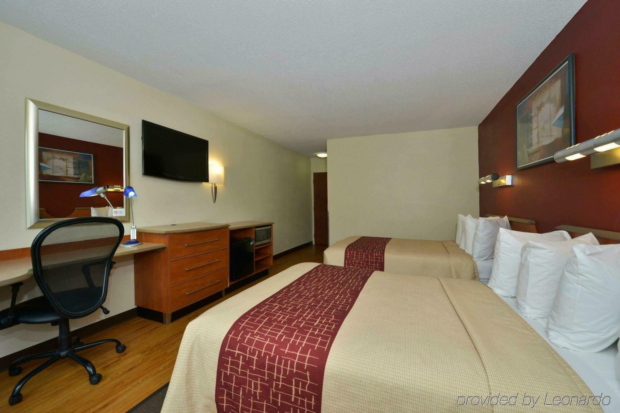Red Roof Inn & Suites Savannah Gateway Georgetown Exterior foto