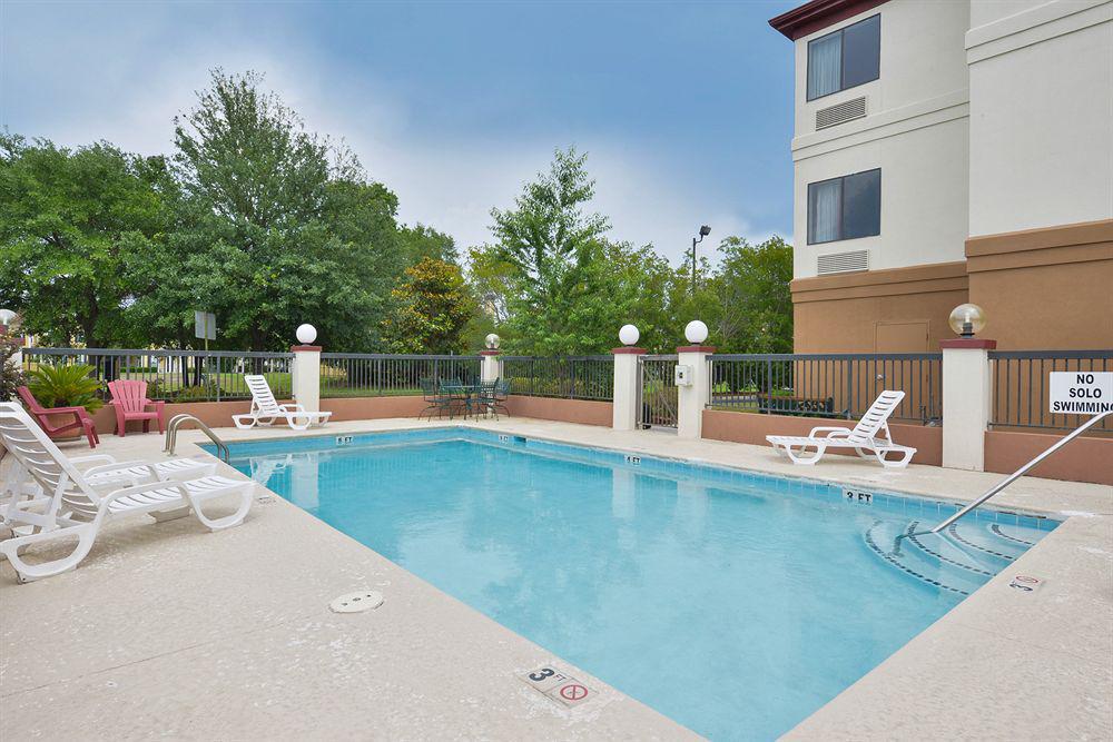 Red Roof Inn & Suites Savannah Gateway Georgetown Exterior foto